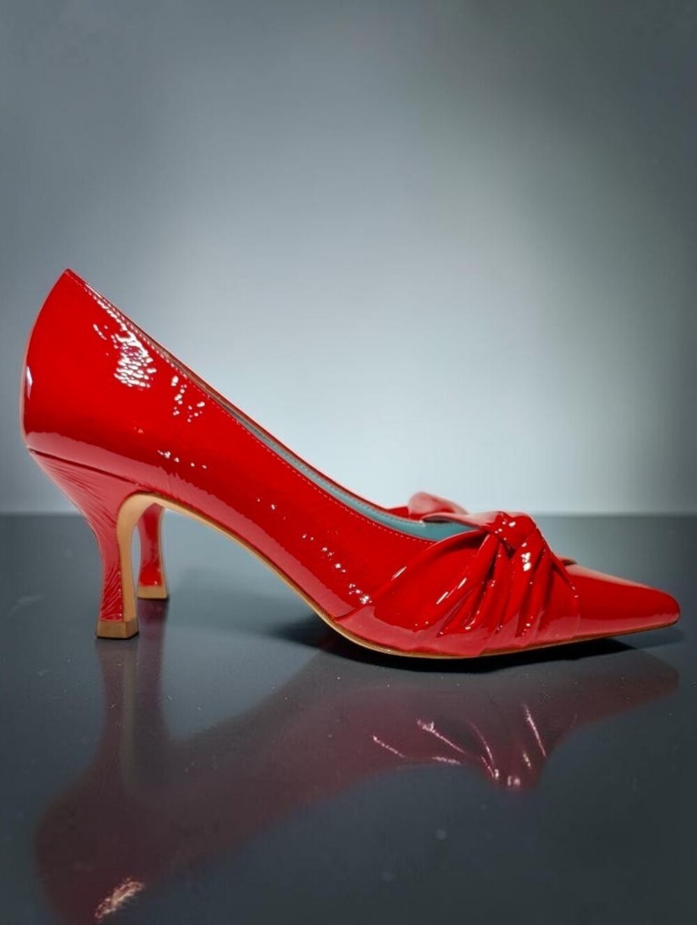 Women's FRANCES VALENTINE Patent Leather Pointed-Toe Knot Kitten Heel Pumps - Picture 8 of 15